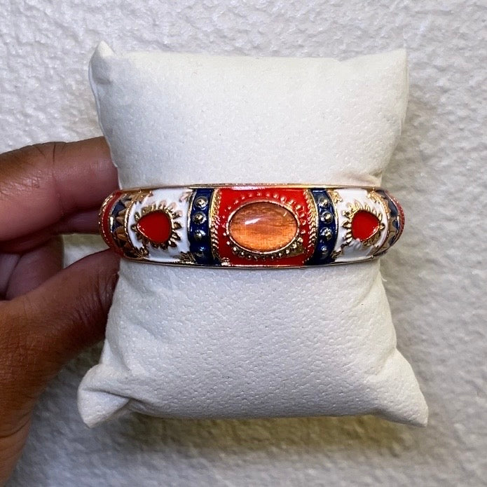 Bracelet/ Bangles
