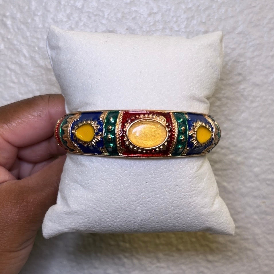 Bracelet/ Bangles