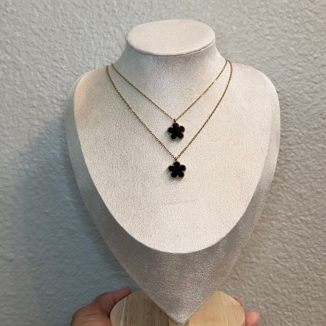 Necklace & bracelet set