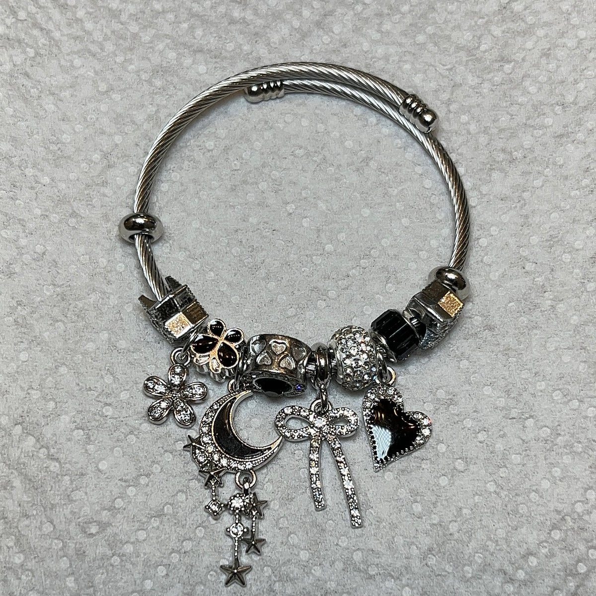 Charm bracelet
